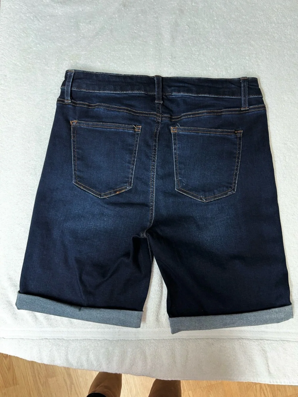 RE generation Rolled Hem Dark Indigo Denim Shorts Size 9/29
